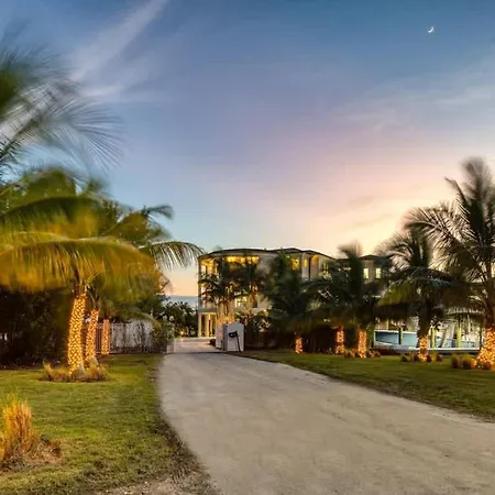 Luxurious Key Largo Oceanfront 3 Bed 3 5 Bath Suite